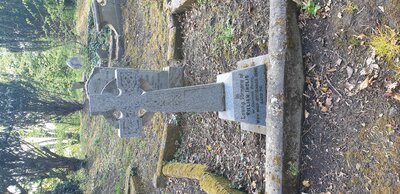 Crombie Churchyard